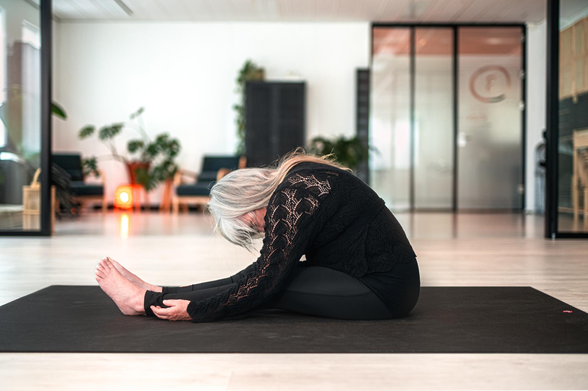 Yin Yoga caterpillar